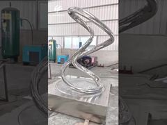 ステンレススチール製「ワンダー」キネティック彫刻 - 現代空間を魅了する動くアート