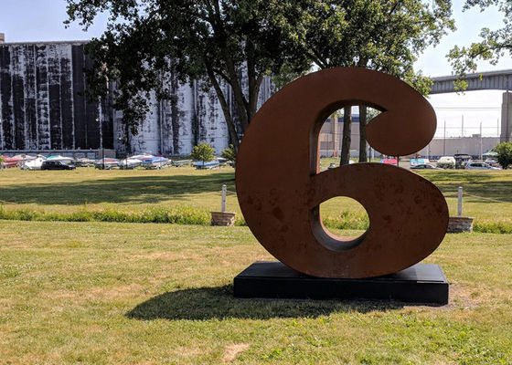 良い価格 金属装飾的な数彫刻のCortenの鋼鉄庭の彫刻の錆ついた終わり オンライン