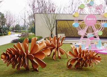 良い価格 庭の装飾のための大きいドアの金属のマツ円錐形の彫刻のステンレス鋼 オンライン