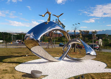 良い価格 屋外高い金属の彫刻の芸術家バックルの金属の屋外の彫刻の概要 オンライン