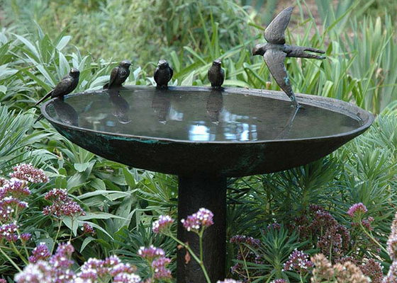 生体サイズ 金属鋳造 青銅 鳥風呂鉢 彫刻 屋外彫刻