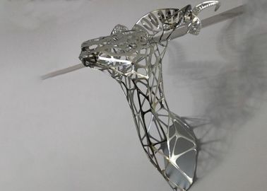 良い価格 ミラーの壁の装飾のための磨かれた空のシカの頭部のステンレス鋼の彫刻 オンライン