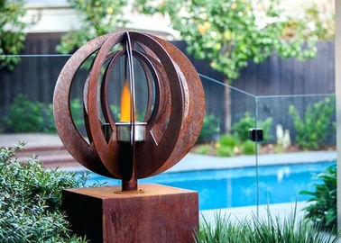 良い価格 庭の装飾の屋外のための現代的なCortenの鋼鉄彫刻の火ピット オンライン
