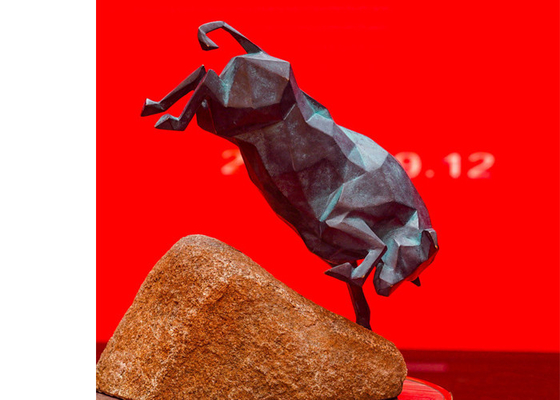 鋳造の青銅色のBullの屋内装飾的な手作りされた彫刻